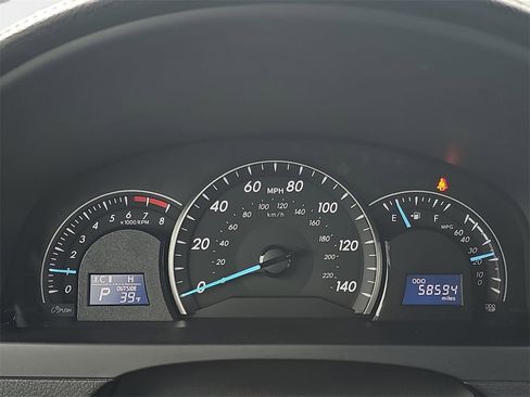 Used 2012 Toyota Camry LE image 18