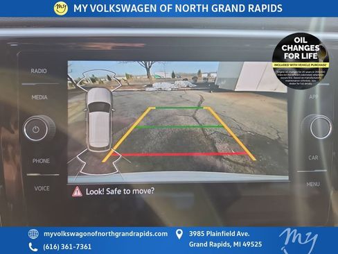 Used 2023 Volkswagen Atlas Cross Sport SEL R-Line image 24