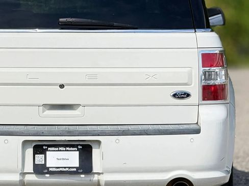 Used 2013 Ford Flex SEL FWD image 14