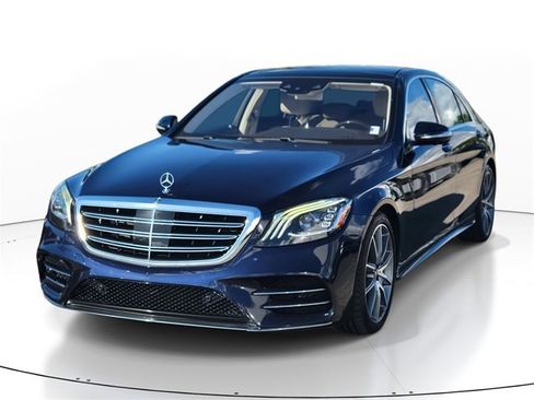 Used 2020 Mercedes-Benz S 560 Sedan image 2