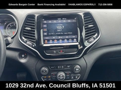 Used 2019 Jeep Cherokee Limited AWD/4WD image 15