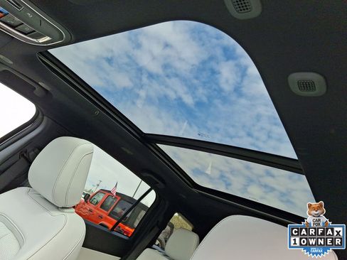 New 2026 Jeep Cherokee Limited image 8