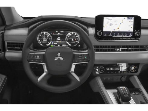 Used 2024 Mitsubishi Outlander 4WD Plug-In Hybrid image 2