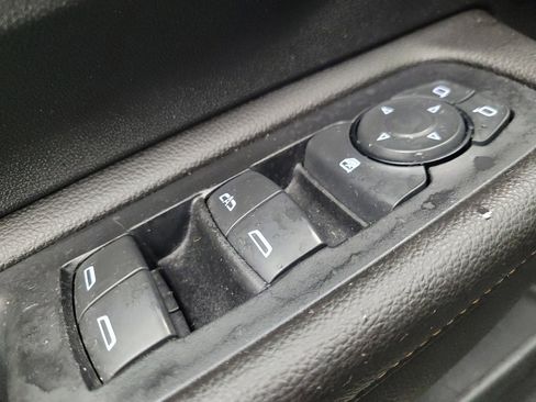 Used 2020 GMC Terrain SLE w/ Driver Convenience Package FWD image 27