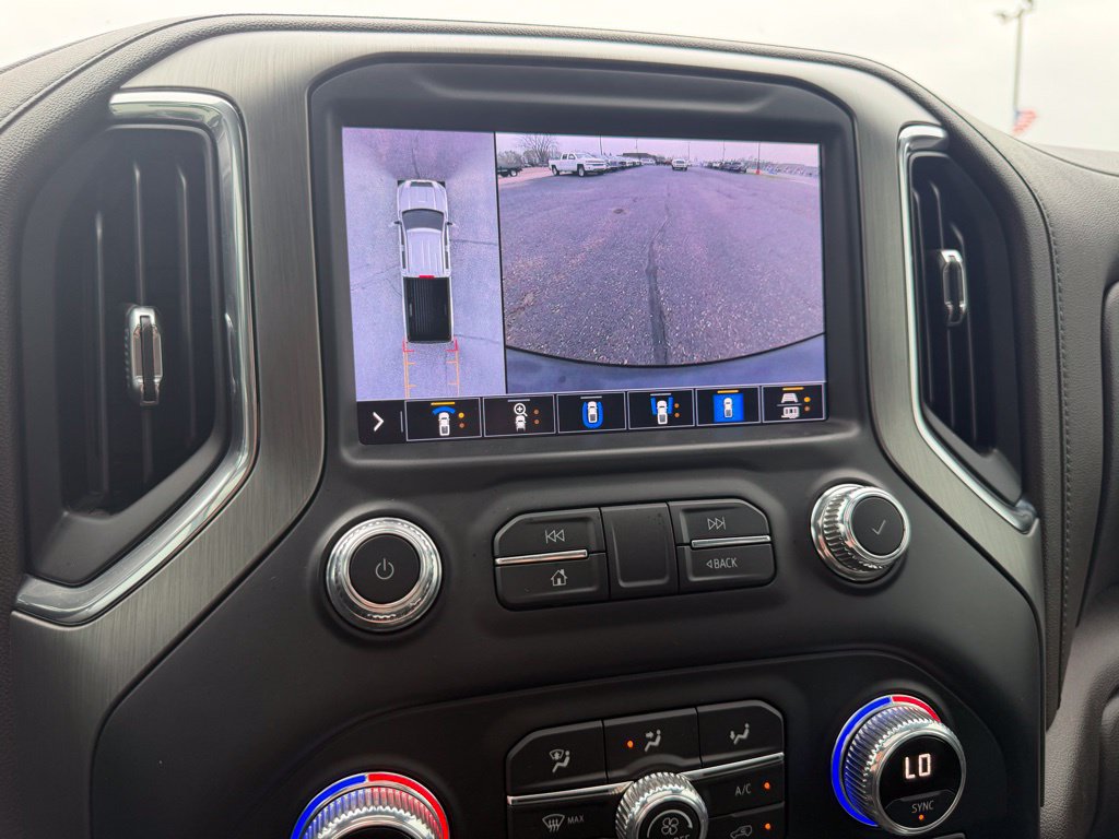 Used 2022 GMC Sierra 2500 Denali w/ Denali Black Diamond Edition AWD/4WD image 40