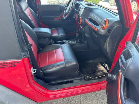 Used 2012 Jeep Wrangler Sport AWD/4WD image 10