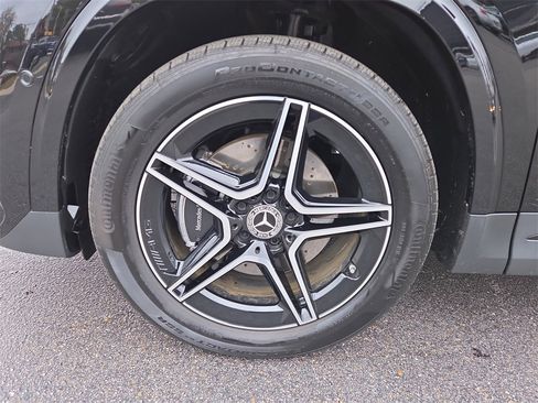 Certified 2025 Mercedes-Benz GLA 250 image 9