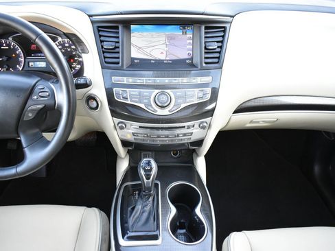 Used 2019 INFINITI QX60 Luxe w/ Essential Package image 19