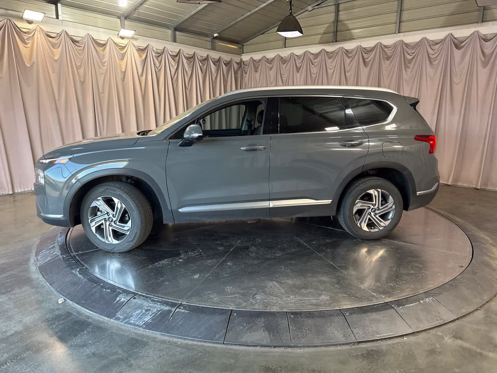 Certified 2023 Hyundai Santa Fe SEL w/ Premium Package AWD/4WD image 8