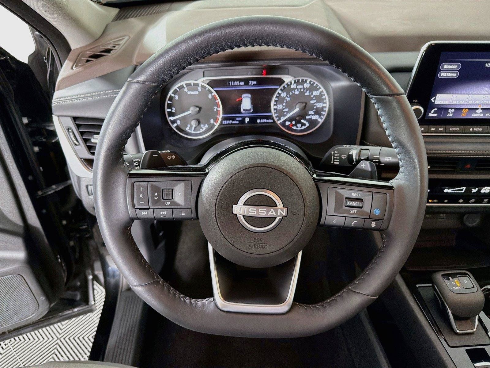 Used 2023 Nissan Rogue SV w/ SV Premium B Package AWD/4WD image 3