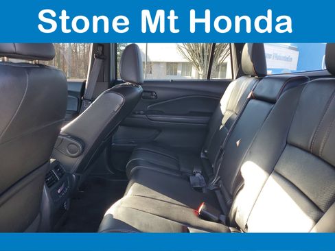 Used 2022 Honda Pilot TrailSport image 12