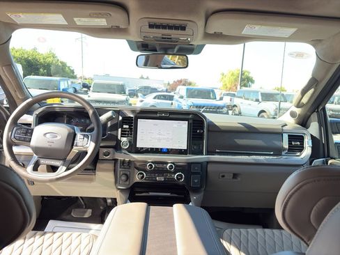 New 2025 Ford F350 Platinum w/ Platinum Plus Package image 26