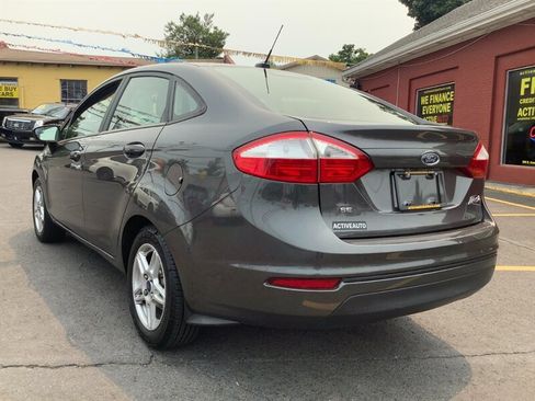 Used 2017 Ford Fiesta SE FWD image 5