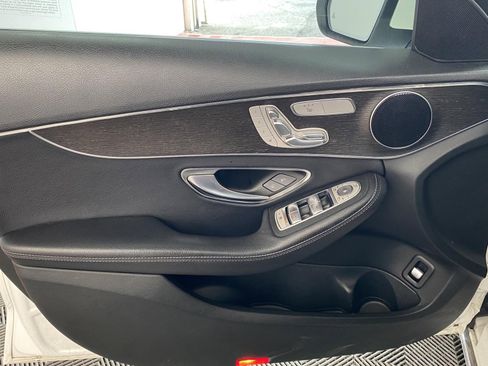 Used 2020 Mercedes-Benz C 300 4MATIC Sedan image 19