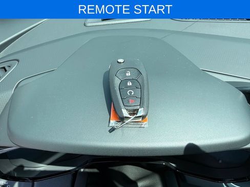 Used 2024 Chevrolet Trax LS w/ LS Convenience Package FWD image 7