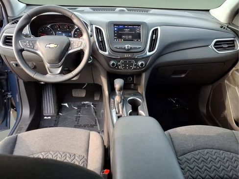Used 2024 Chevrolet Equinox LT FWD image 13
