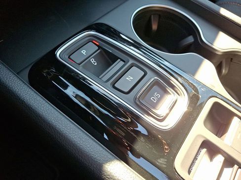 New 2025 Honda Pilot Sport image 7