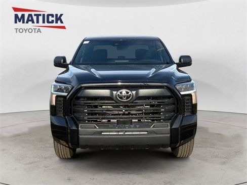 New 2026 Toyota Tundra SR image 2