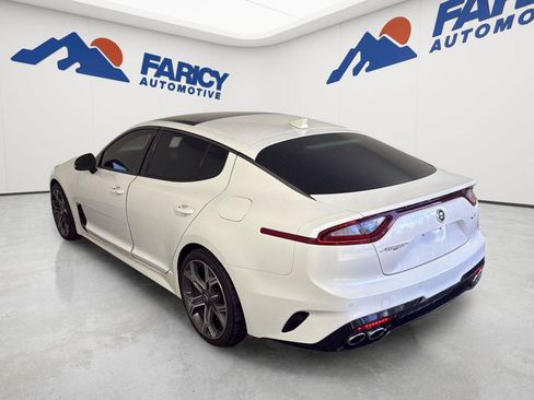 Used 2018 Kia Stinger GT2 RWD image 6