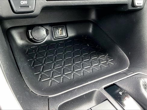 Used 2024 Toyota RAV4 XLE image 30