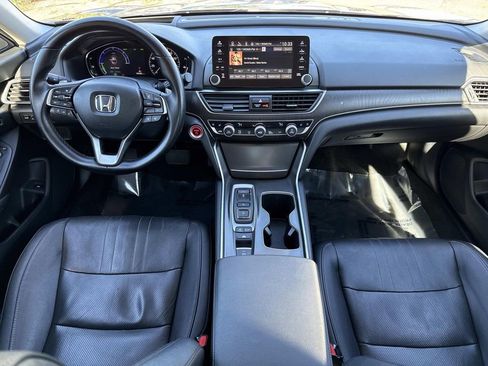 Used 2019 Honda Accord Touring image 19
