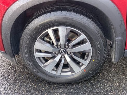 Used 2022 Nissan Pathfinder SL image 9