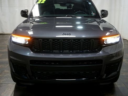 Used 2022 Jeep Grand Cherokee L Laredo AWD/4WD image 3
