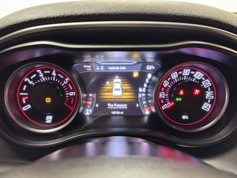 Used 2021 Dodge Challenger SXT image 25