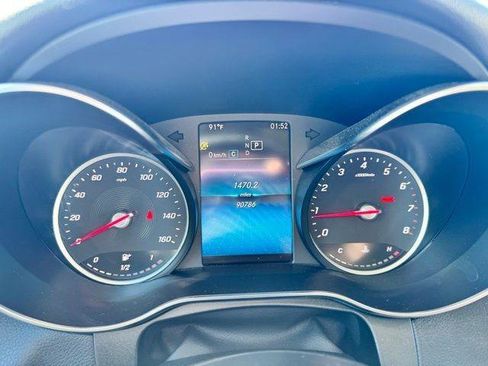 Used 2020 Mercedes-Benz GLC 300 4MATIC image 9