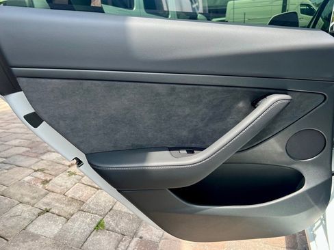 Used 2022 Tesla Model 3 image 44