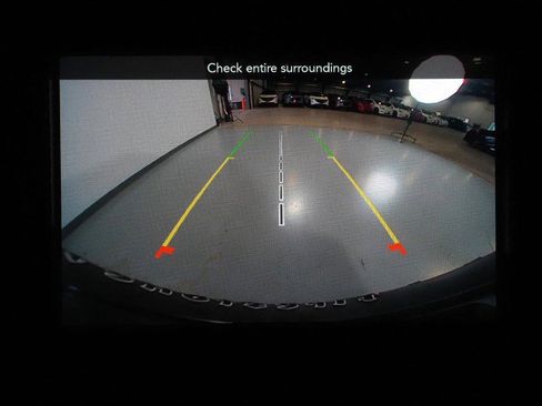 Used 2023 Jeep Wrangler Willys image 27