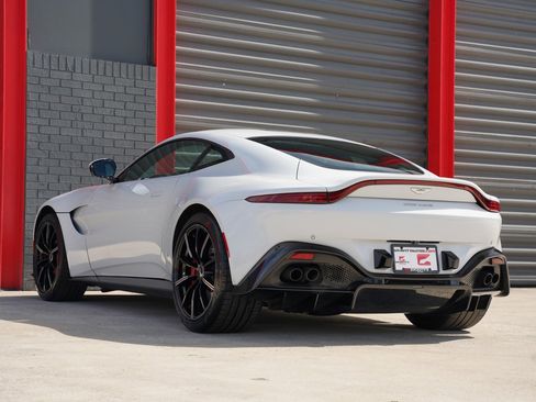 Used 2020 Aston Martin V8 Vantage Coupe image 7