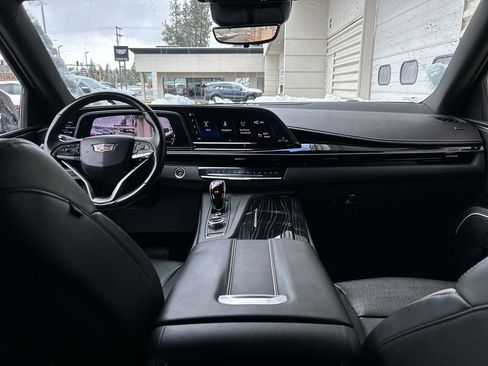 Used 2021 Cadillac Escalade Sport w/ Heavy-Duty Trailer Package AWD/4WD image 15