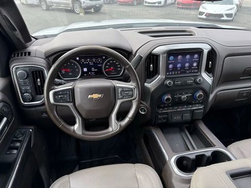 Used 2019 Chevrolet Silverado 1500 LTZ w/ LTZ Premium Package image 19