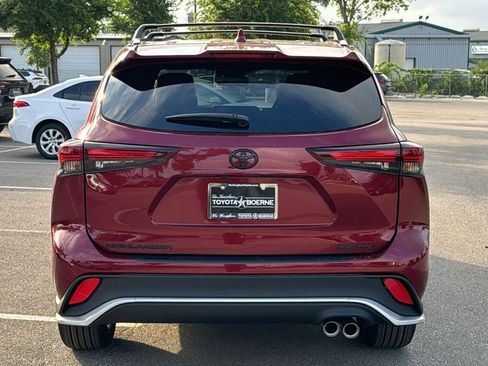 New 2026 Toyota Highlander XSE AWD/4WD image 7