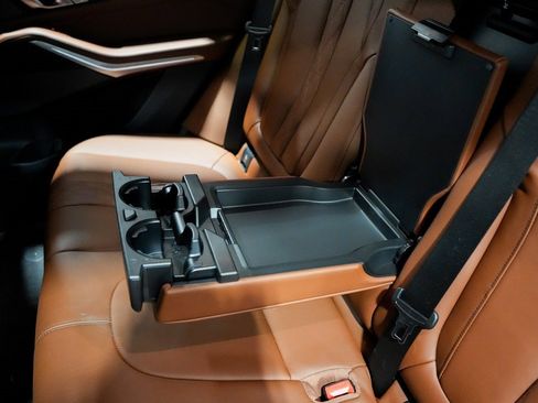 Used 2025 BMW X5 M60i image 31