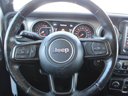 Used 2020 Jeep Wrangler Unlimited Sport image 26