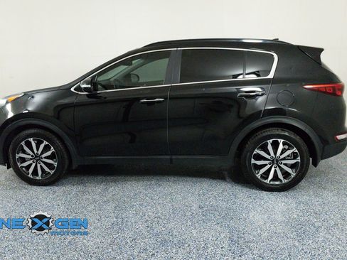 Used 2018 Kia Sportage EX w/ Option Group 040 FWD image 5