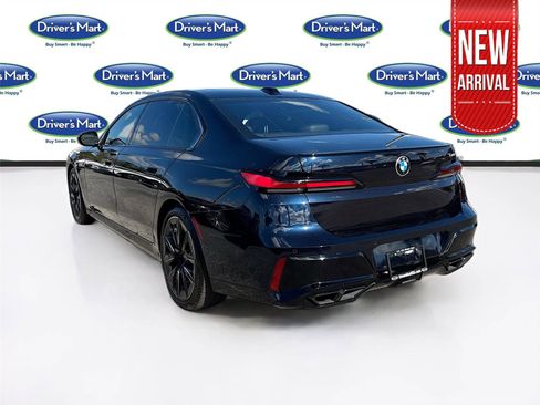 Used 2023 BMW 740i w/ Parking Assistance Package image 1