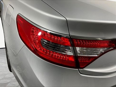 Used 2015 Hyundai Azera FWD image 23