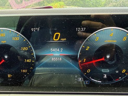Used 2022 Mercedes-Benz GLE 350 4MATIC image 22