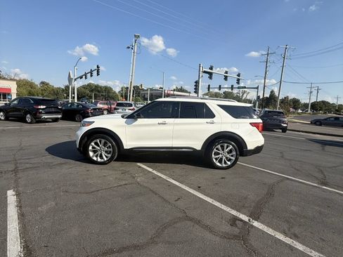 Used 2021 Ford Explorer Platinum w/ Equipment Group 601A AWD/4WD image 8