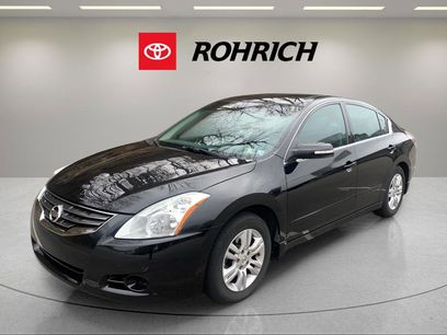 Used 2011 Nissan Altima 2.5 S w/ 2.5S Premium Audio Pkg