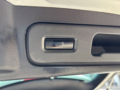 Used 2010 MAZDA CX-9 Touring w/ Moonroof & Bose Audio Pkg image 29