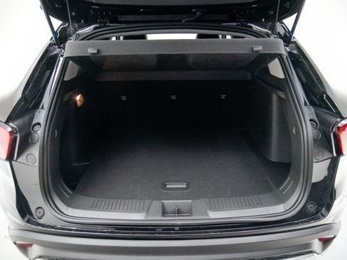 New 2026 Chevrolet Trax LT w/ LT Convenience Package image 13