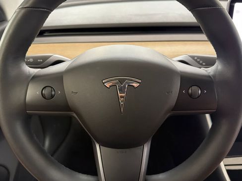 Used 2018 Tesla Model 3 RWD image 22