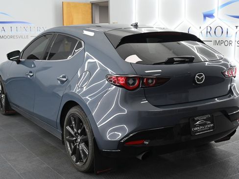 Used 2022 MAZDA MAZDA3 s AWD/4WD image 2