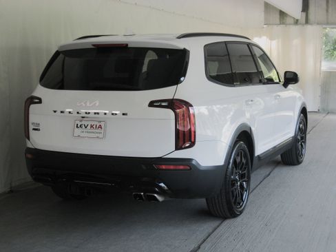 Certified 2022 Kia Telluride EX w/ EX Premium Package image 7