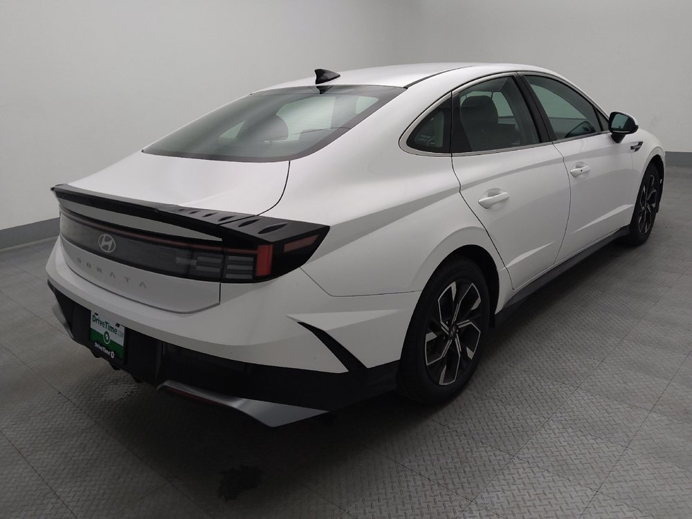 Used 2025 Hyundai Sonata SEL FWD image 9