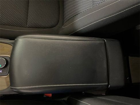 Certified 2023 GMC Acadia SLE w/ LPO, Floor Liner Package image 42